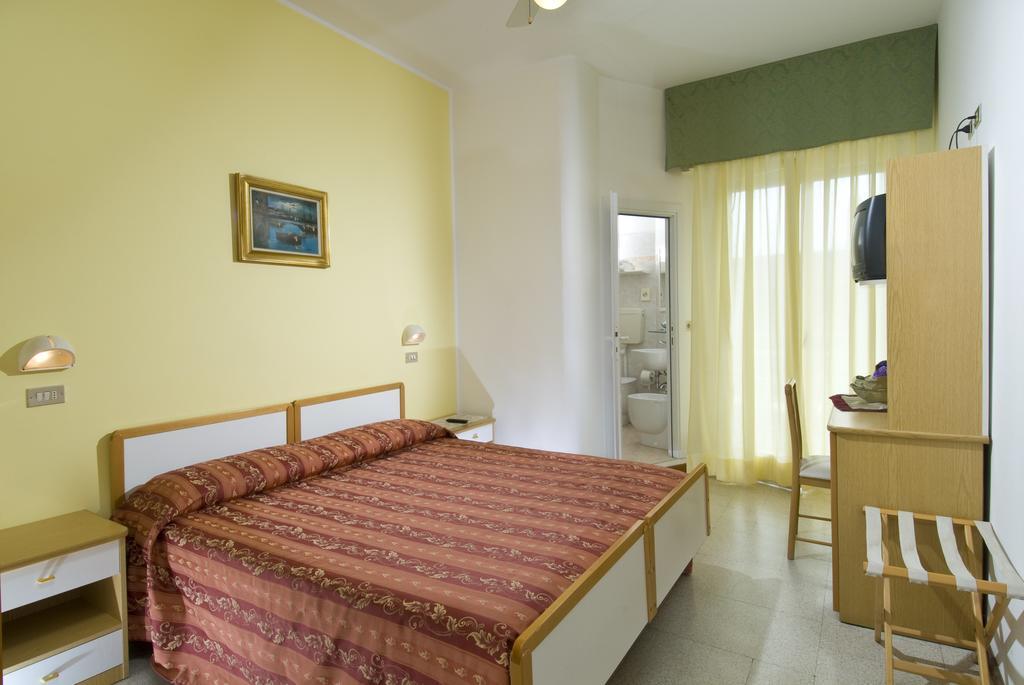 Double or Twin Room Balcony