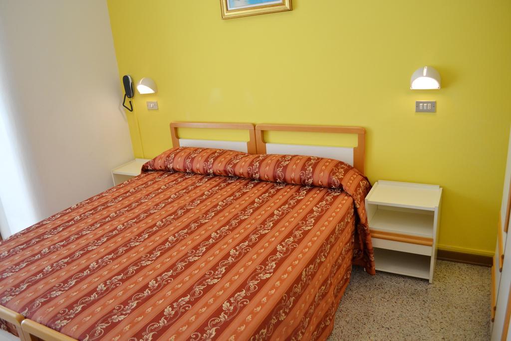 Double or Twin Room Balcony